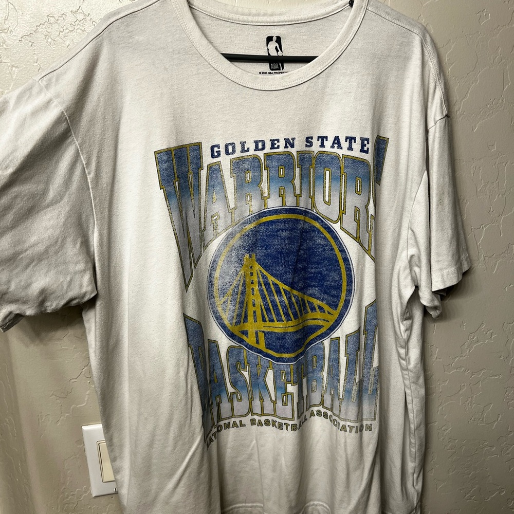 NBA White Warriors Short Sleeve Tee
